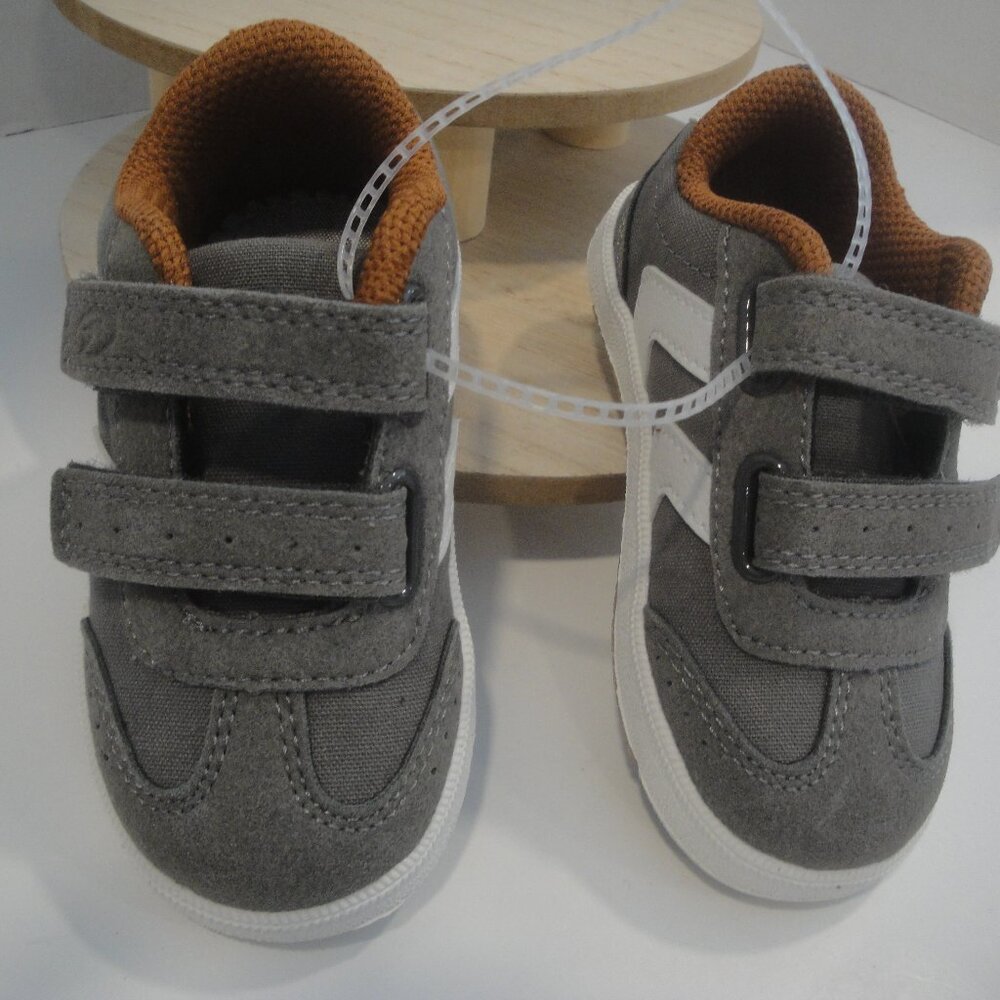 Dr. Scholl's Childrens Shoes with Easy Closure for a good fit Child Size…